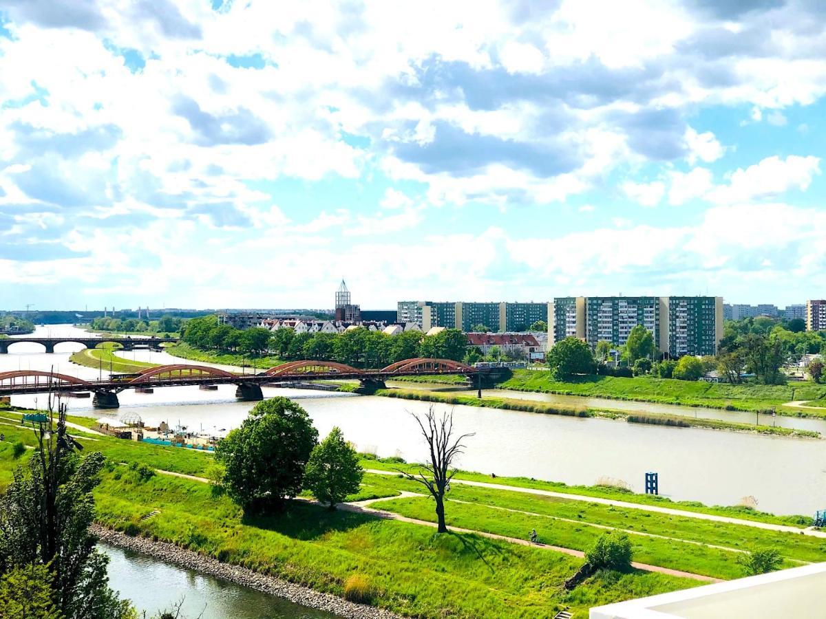 Apartament Z Tarasem I Widokiem Na Odre Wroclaw Exterior photo